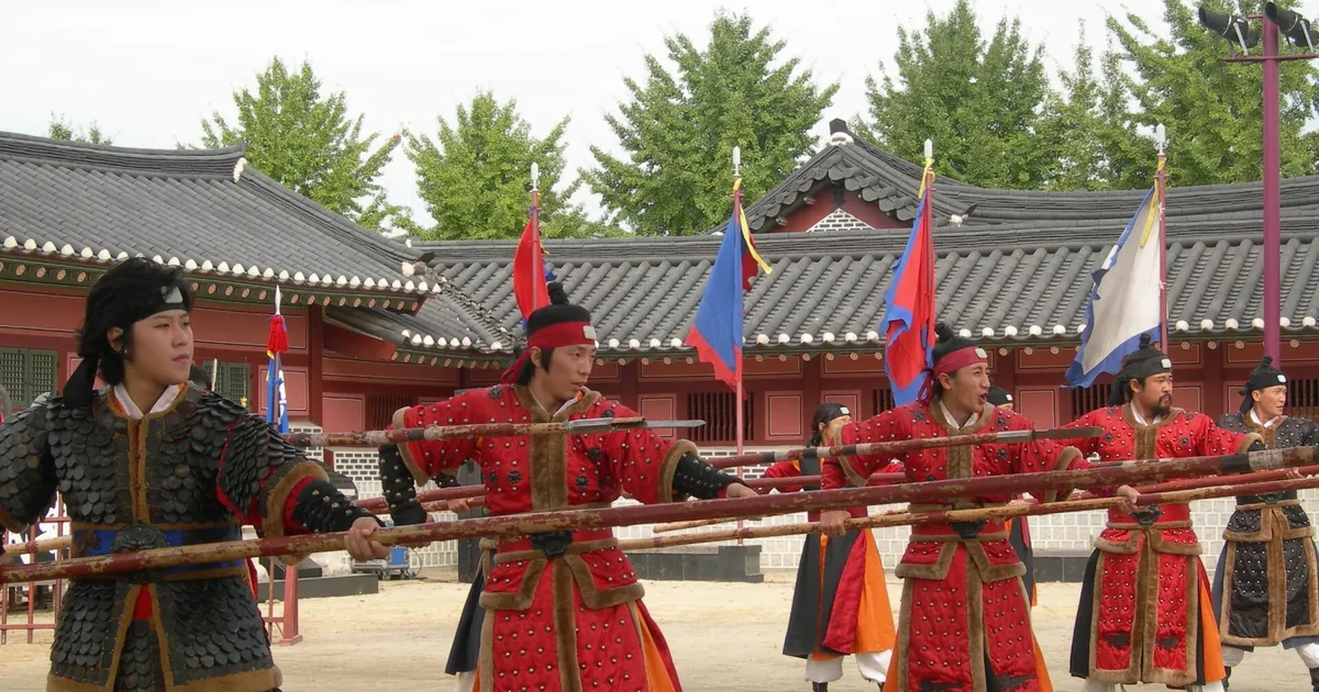 Wikimedia Commons photograph of Korean martial artists performing at Suwon Haenggung Palace